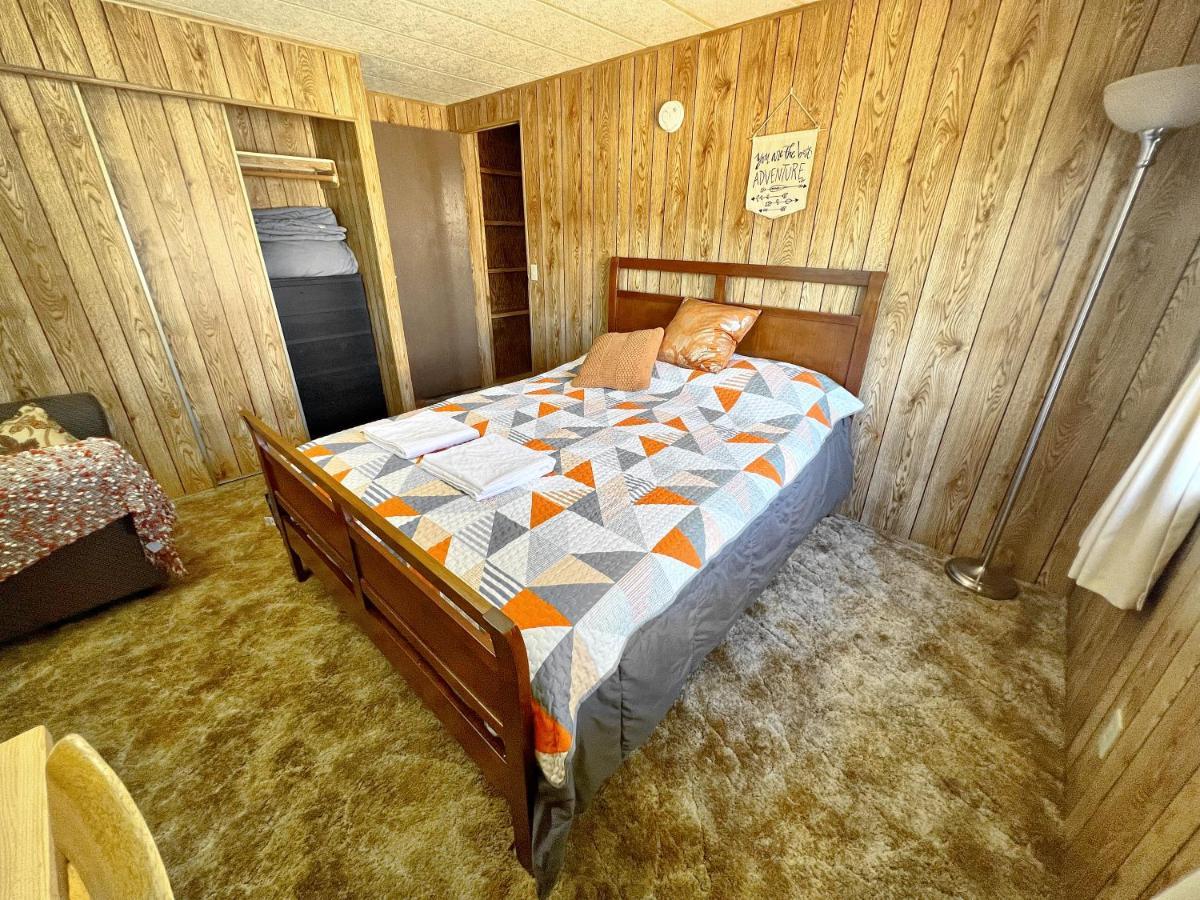 1 Bedroom Home Near Lassen Volcanic Park Paynes Creek Exterior photo